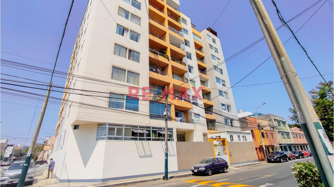 departamento - venta - Area: 0.00m2 - Departamento Mas Cochera En Pueblo Libre